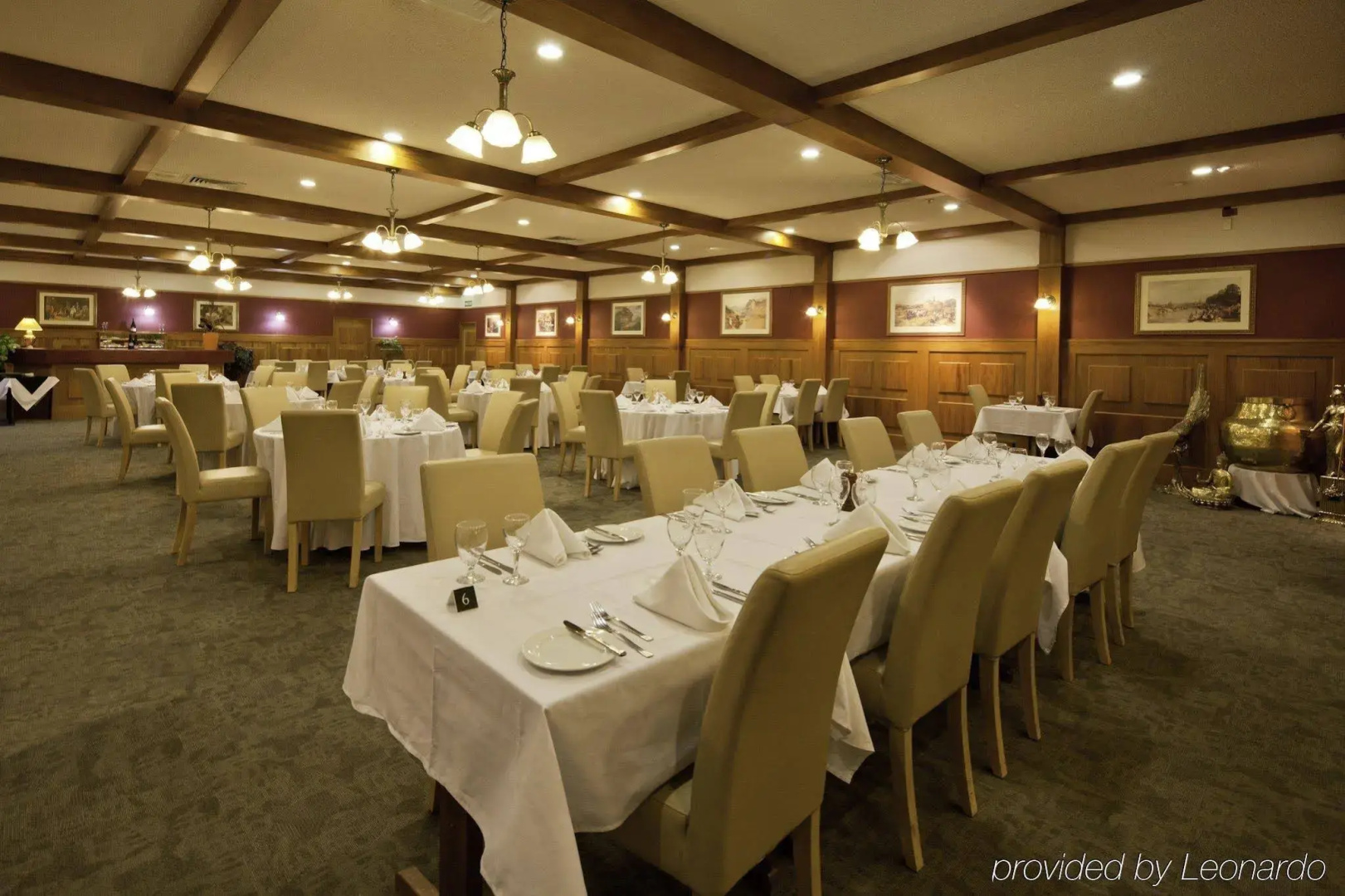 Distinction Hamilton Hotel & Conference Centre