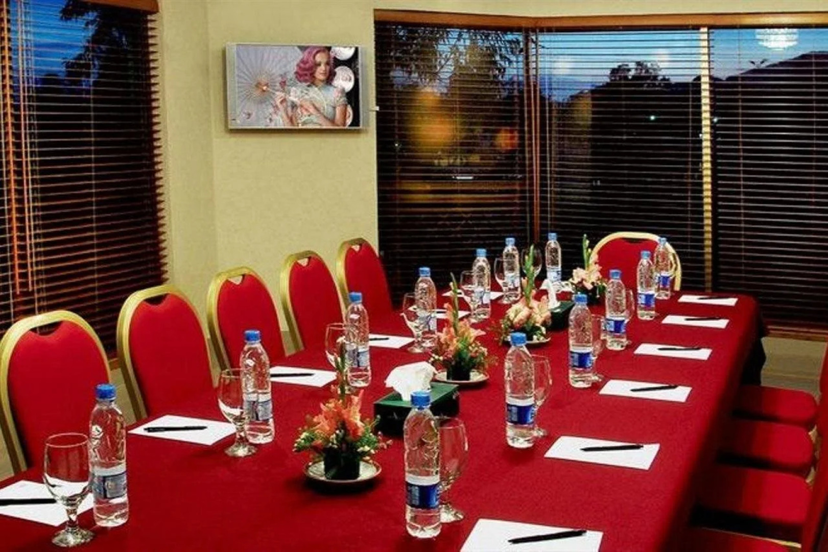 Avari Xpress - School Road