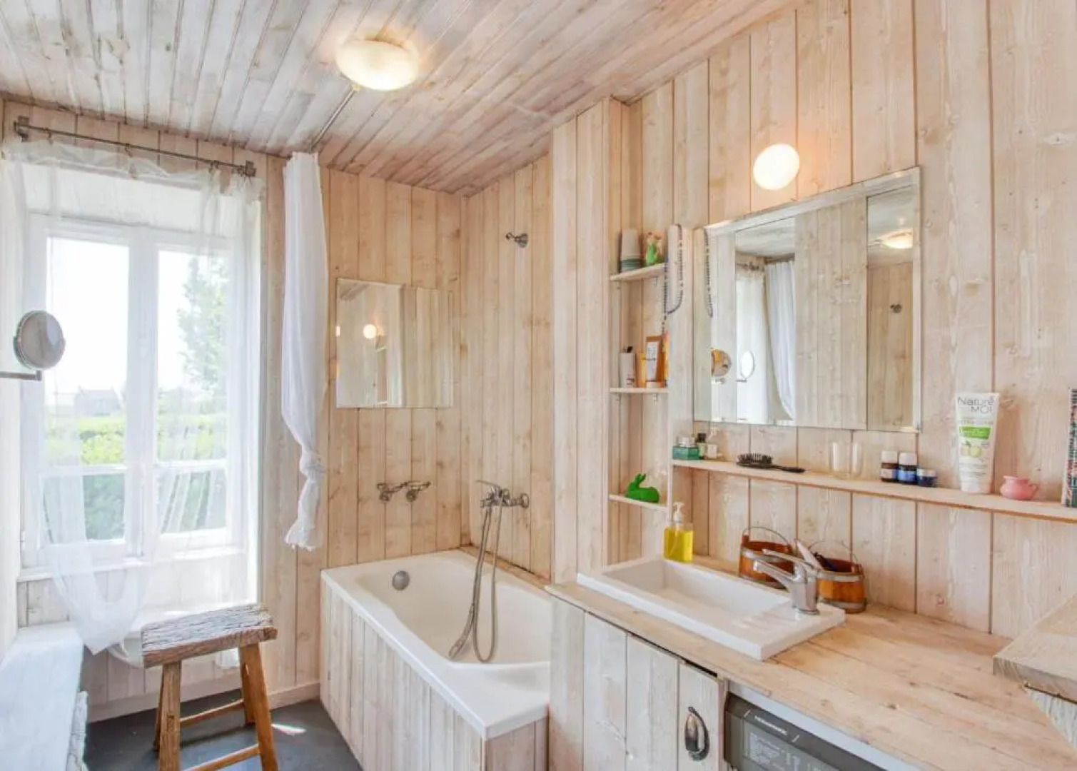 House With 5 Bedrooms in Regnéville-sur-mer, With Wonderful sea View, Enclosed Garden and Wifi - 6 km From the Beach