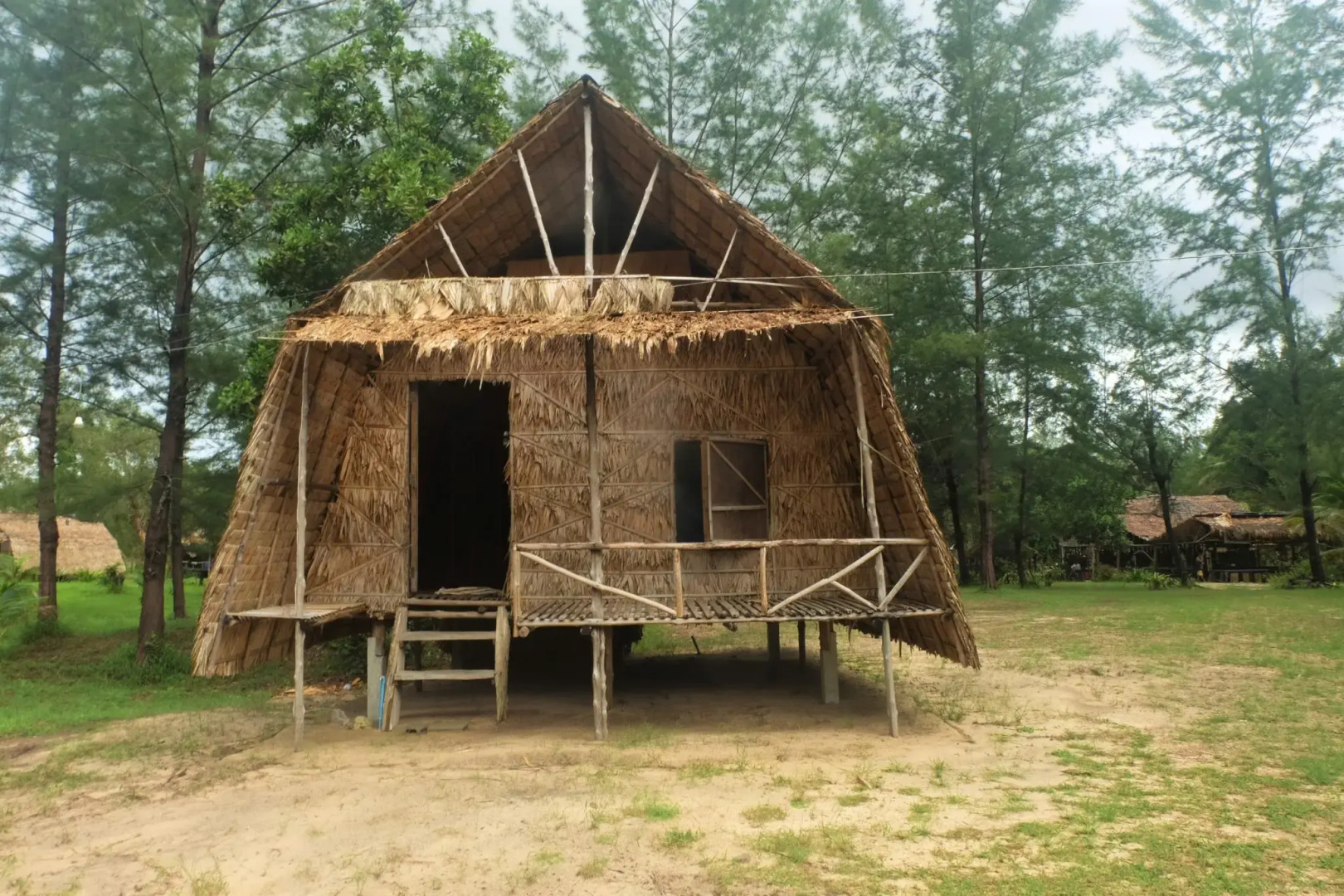 Mr. Chuoi Bar and Hut