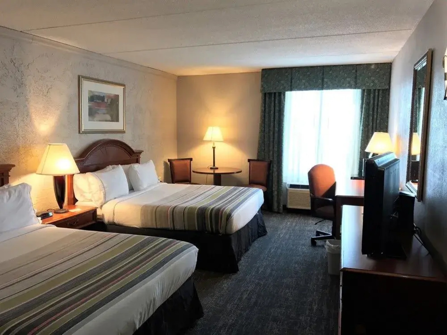 Holiday Inn Express Racine Area (I-94 At Exit 333)