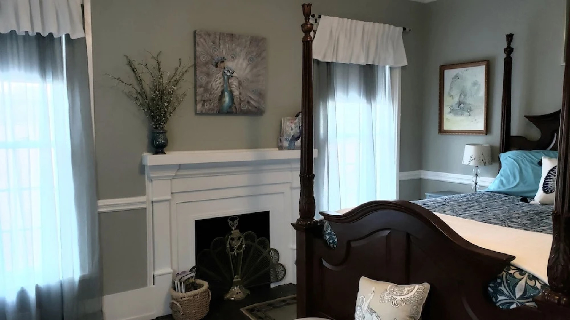 Silly Chickens Lodge B&B