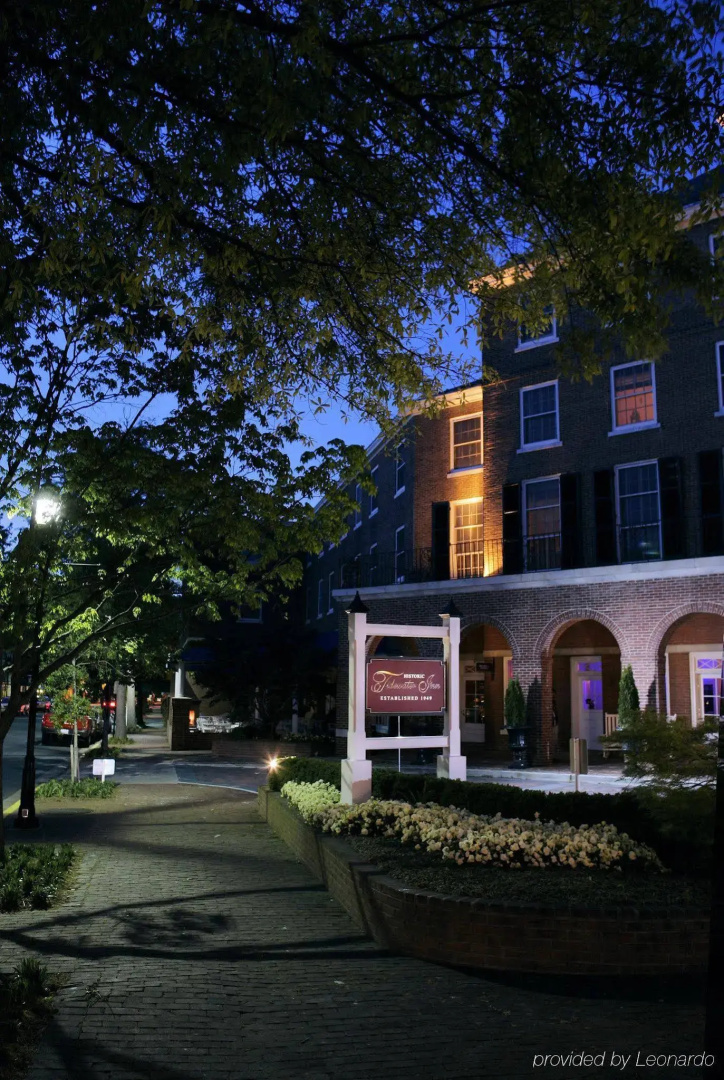 The Tidewater Inn
