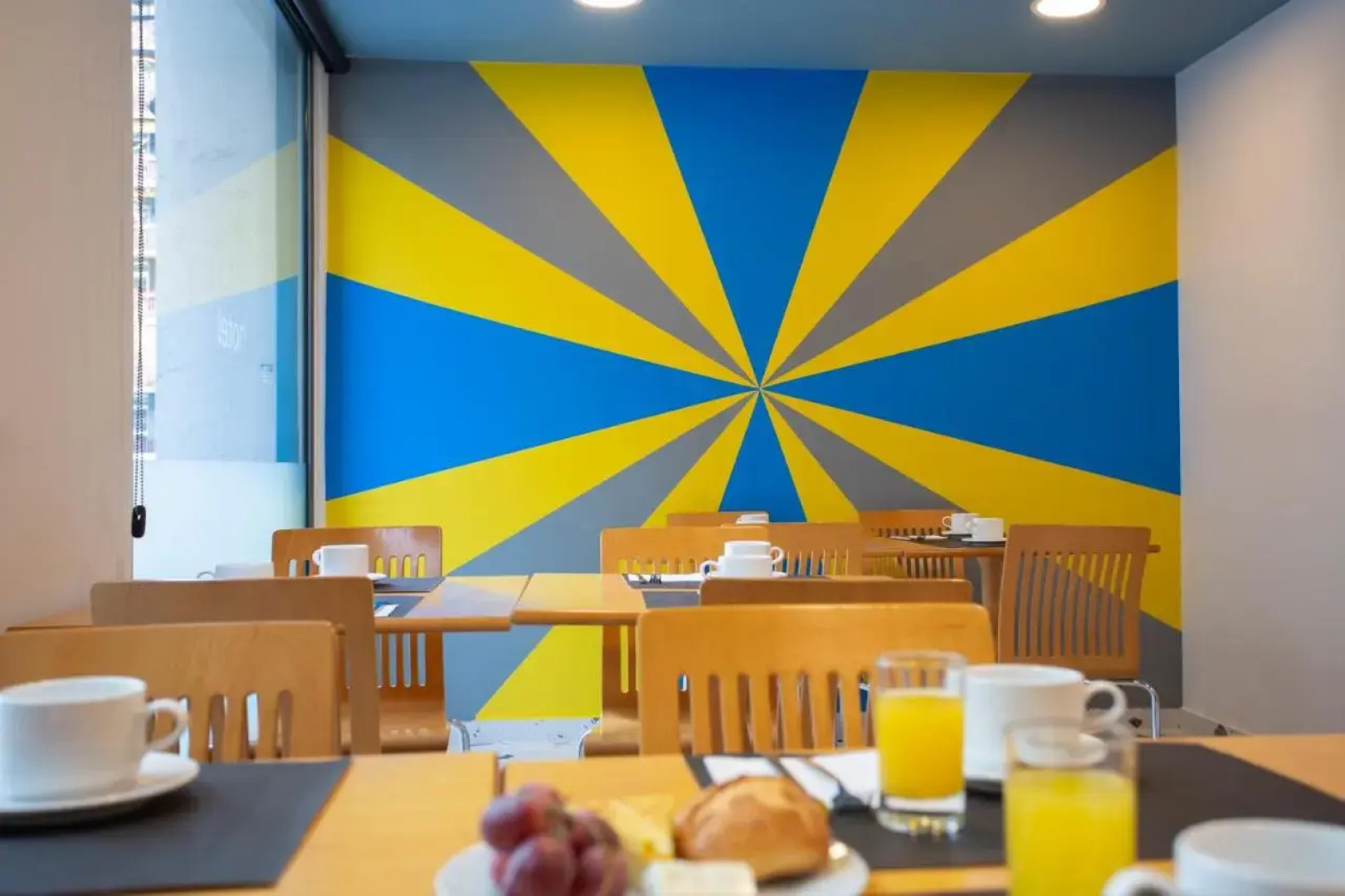 Casual Colours Barcelona Hotel