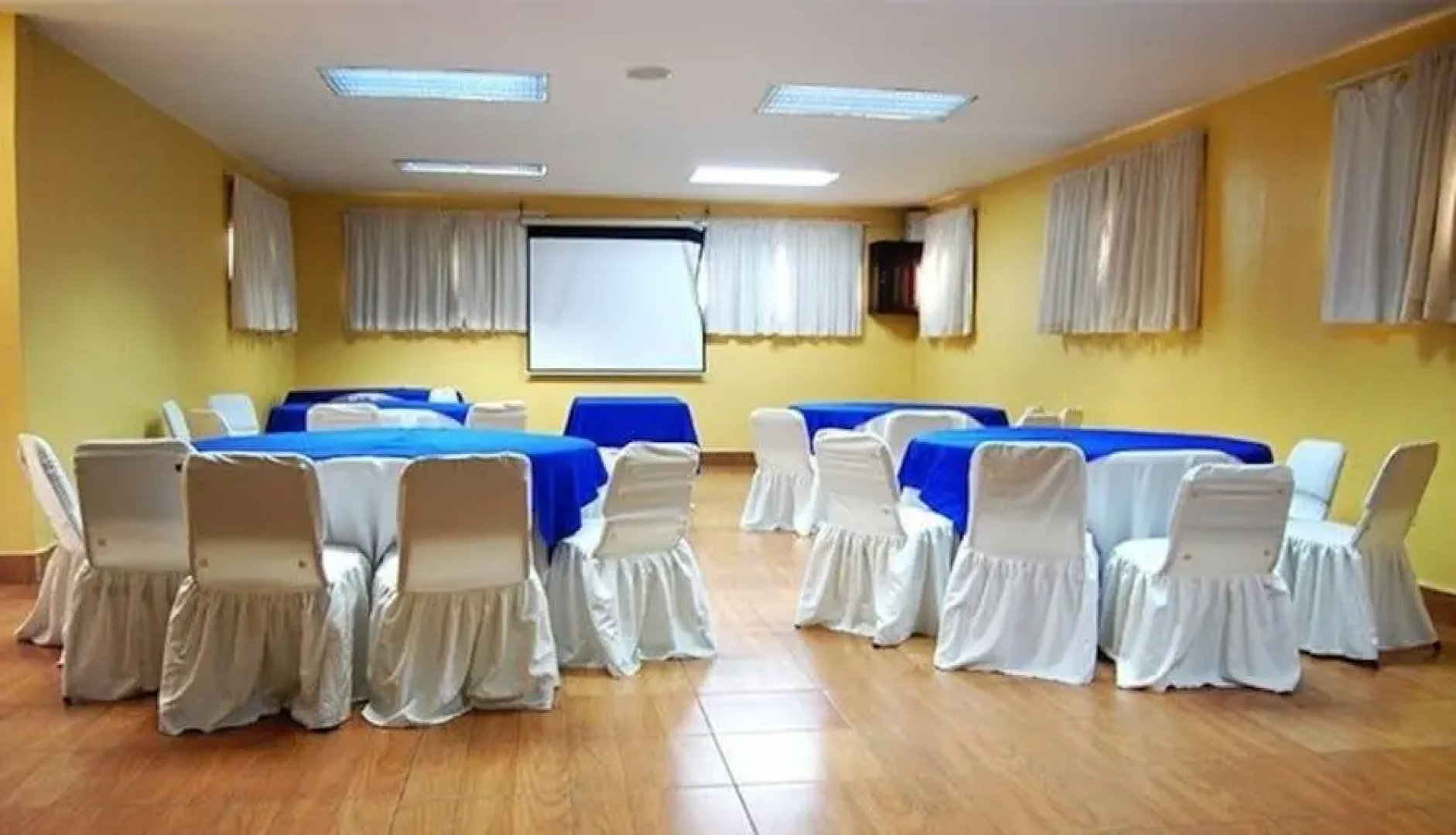 Aparthotel Villa Nuria