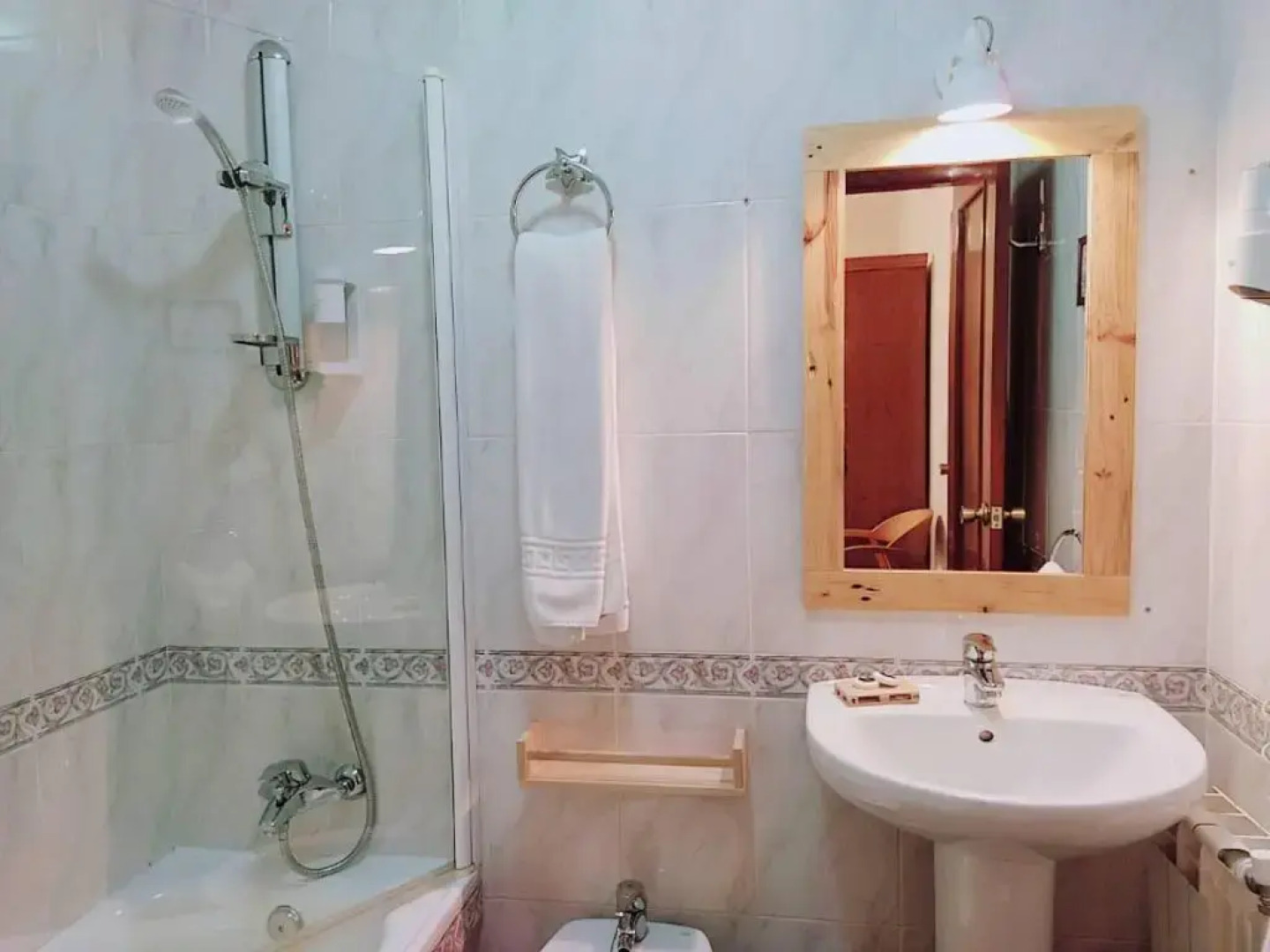 Rodeiramar 2A Hostal & Apartamentos