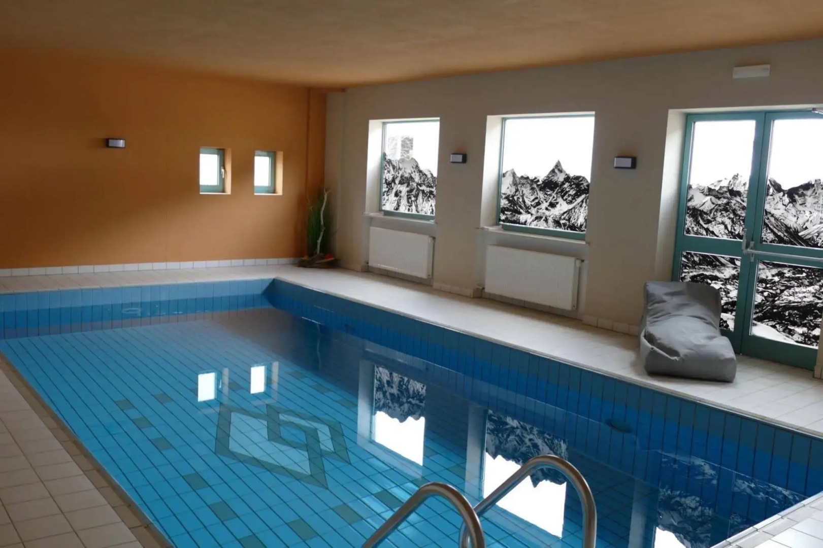 Mountain Living Apartments