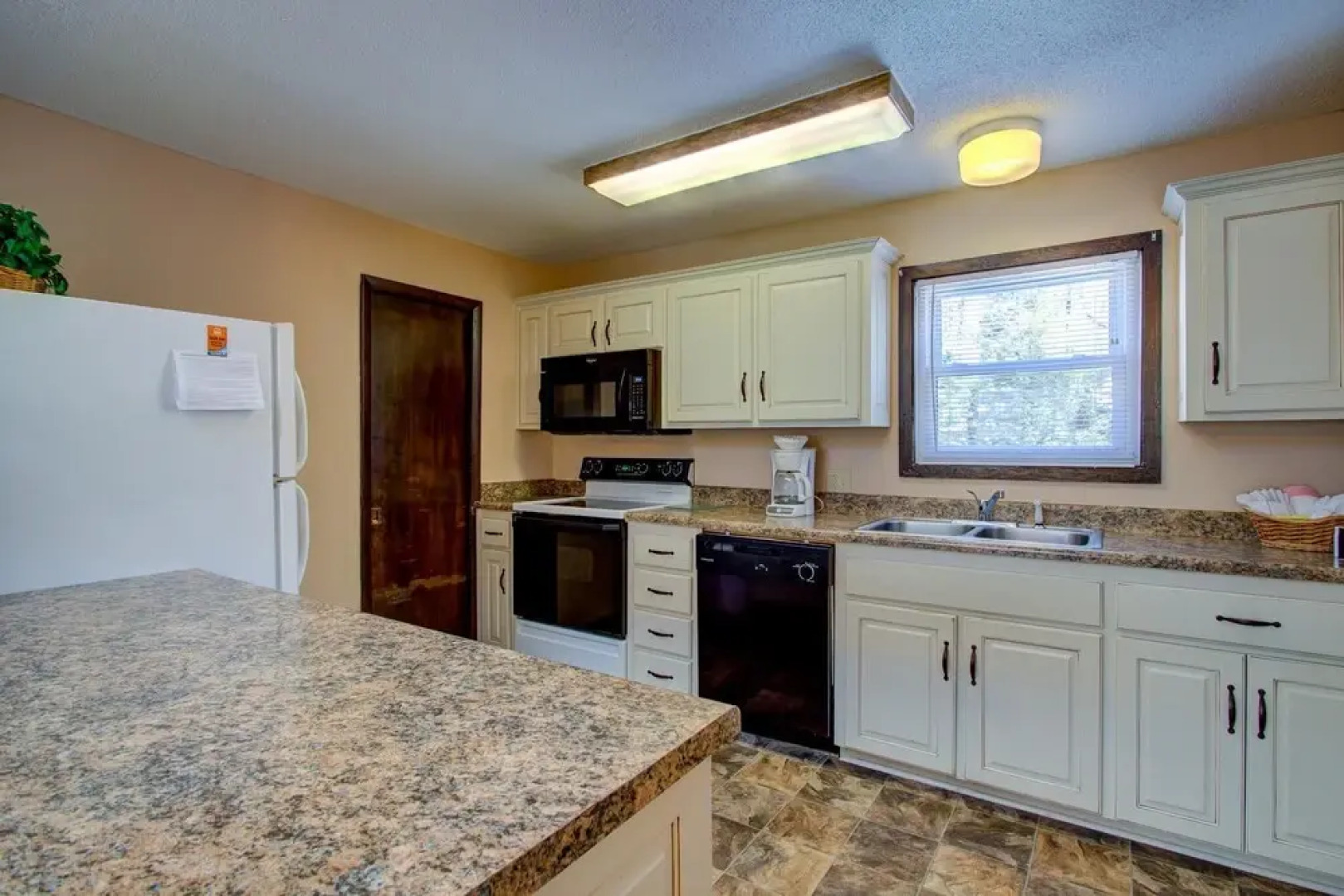 VCI - Beech Manor 3 Bedroom