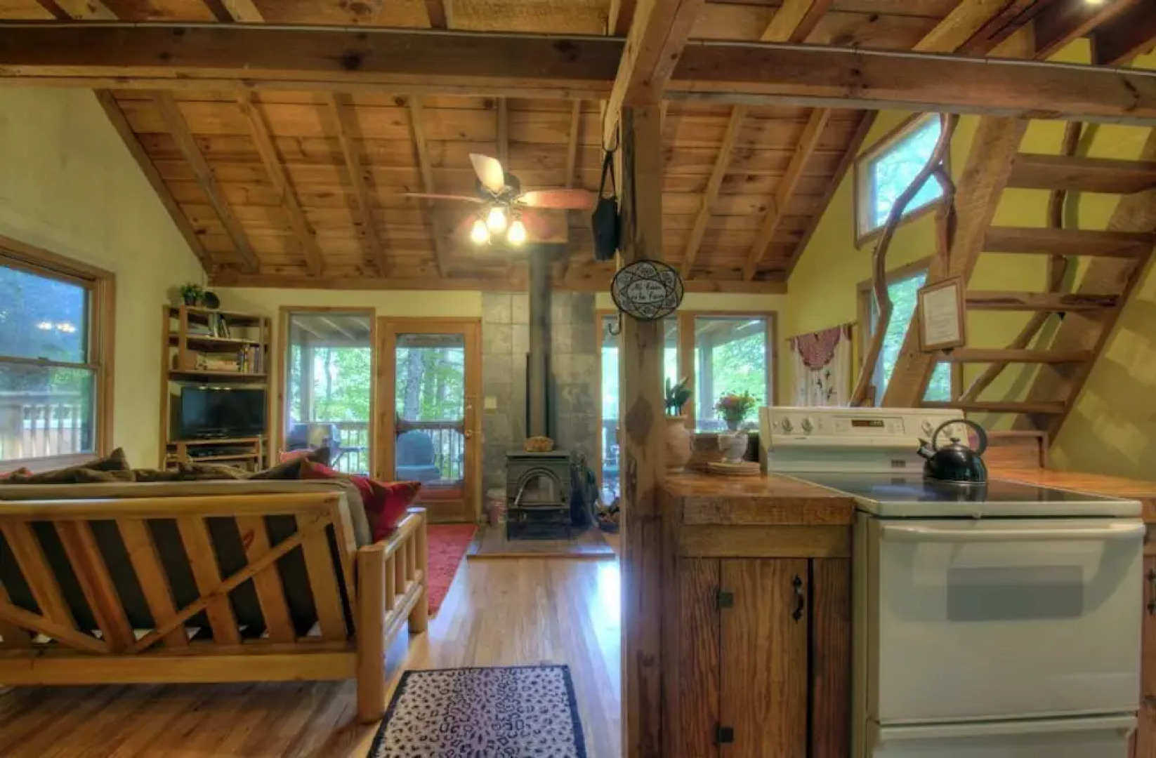 Rivertime - 1 Br Cabin