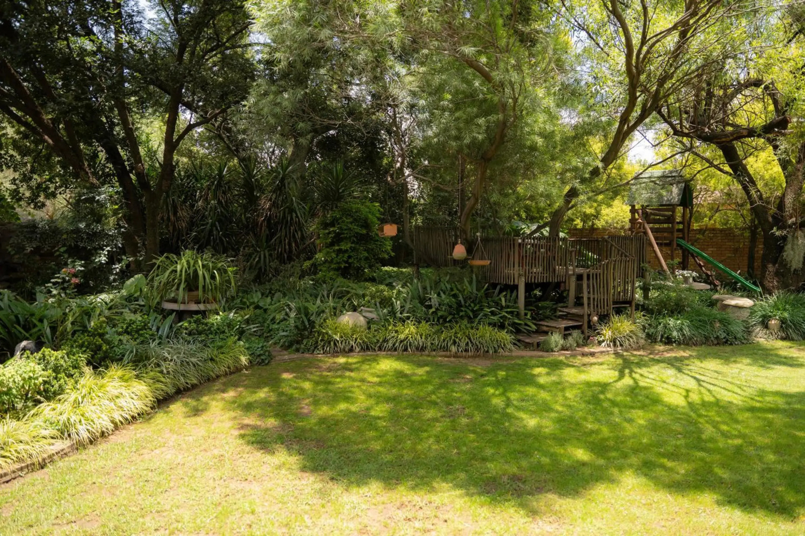 Landa Guesthouse  Sself Catering