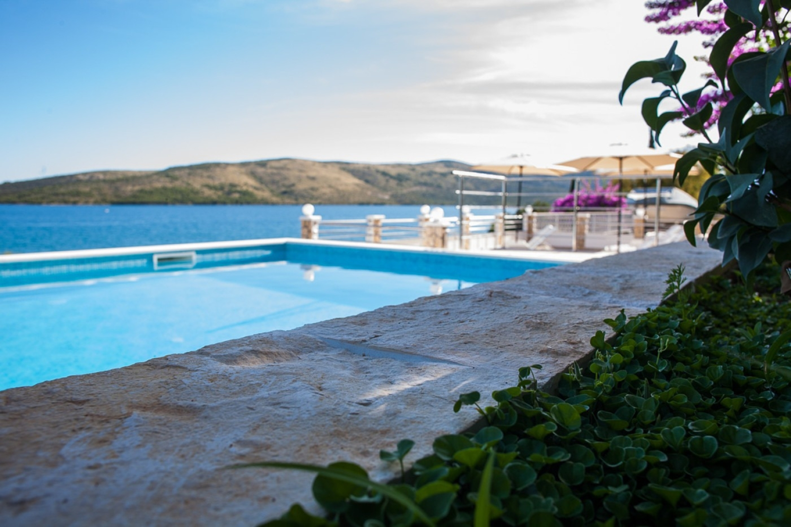 Apartment Rose - 30 m from the beach: A3 Seget Vranjica, Riviera Trogir