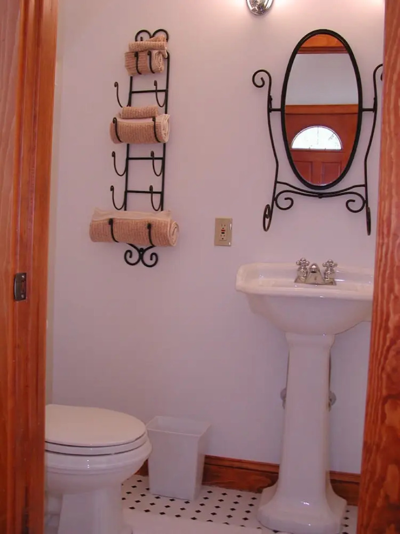 Three Pines Bed and Breakfast