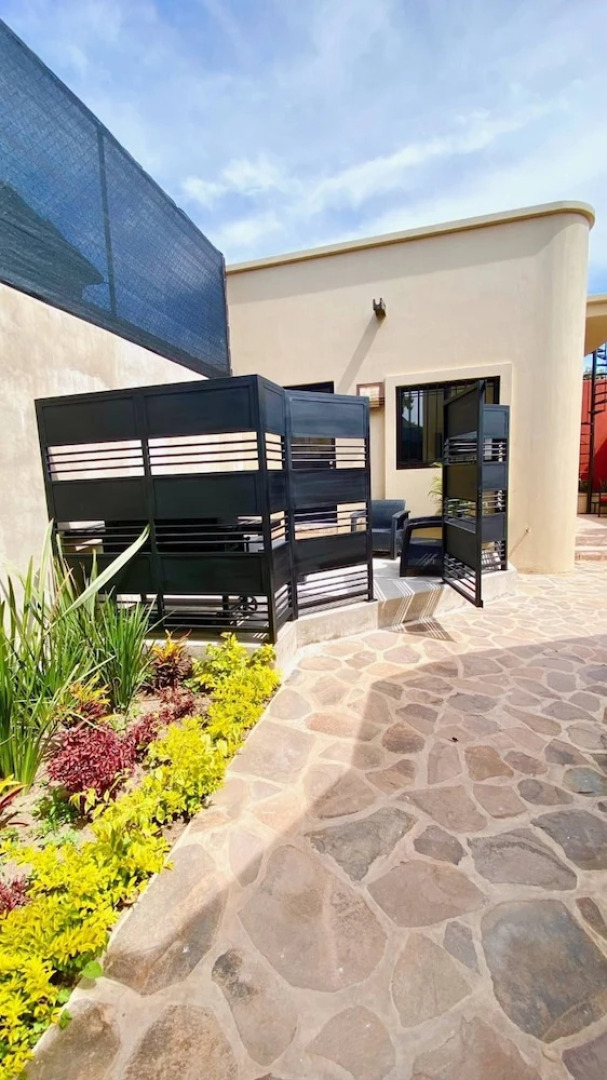 Ajijic 1 Bedroom Guesthouse -walk To Everything -patio -bikes - Pickleball Court