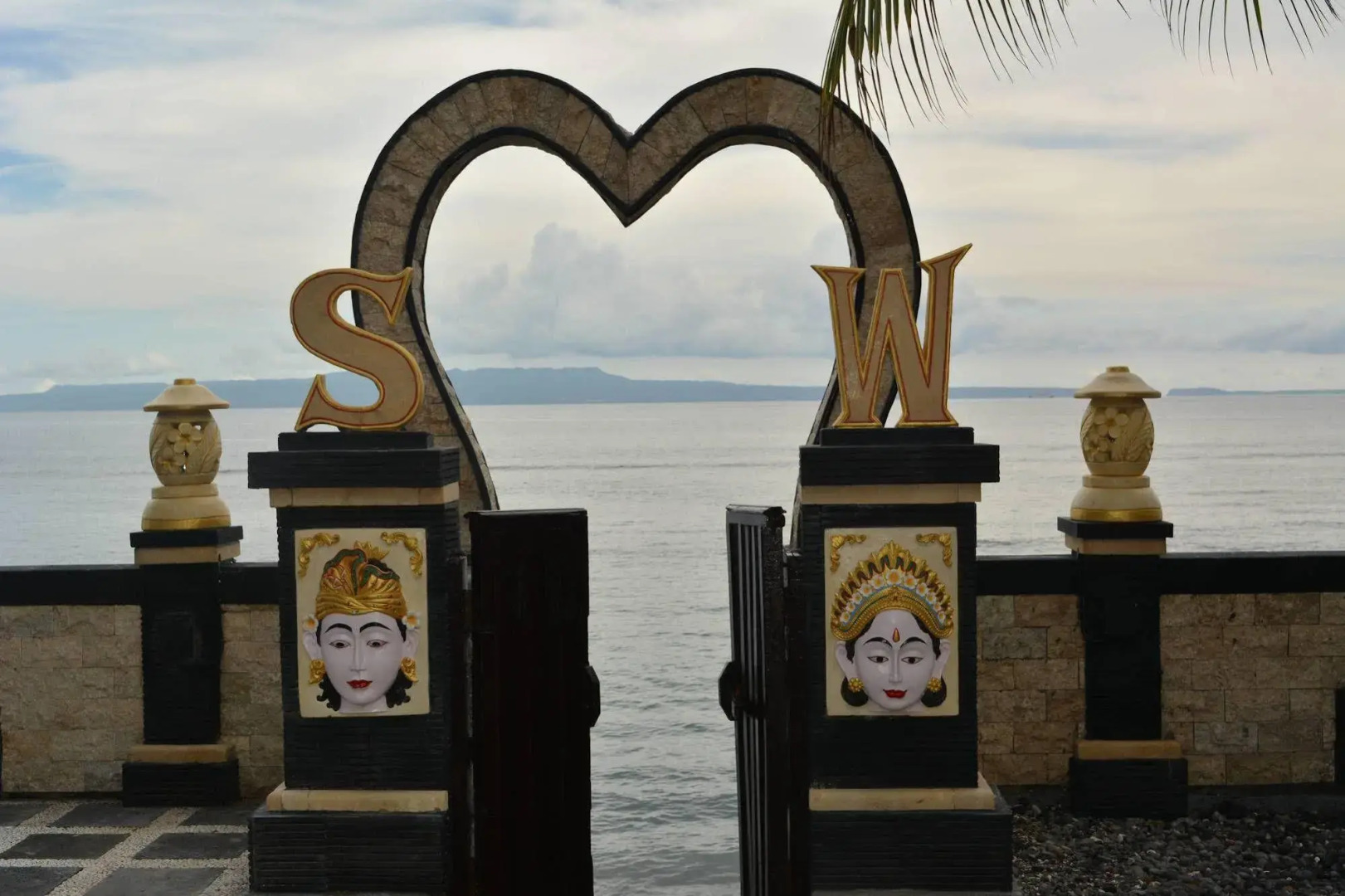 Segara Wangi Beach Cottages