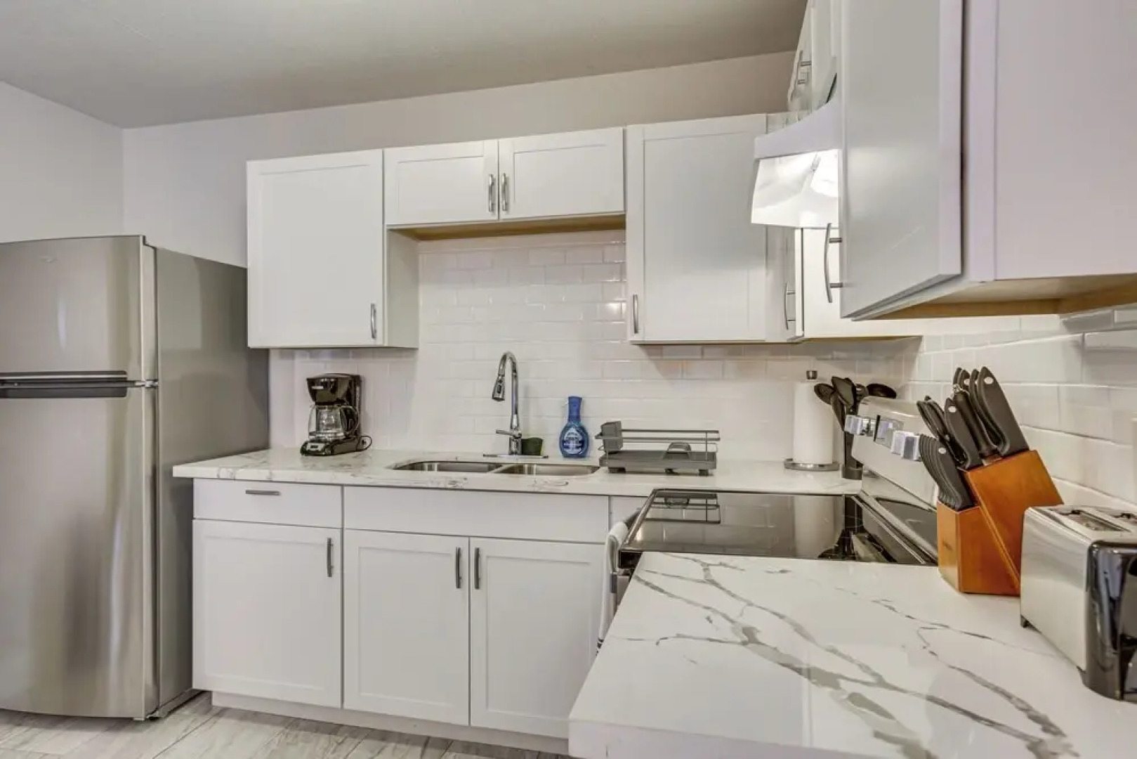 Convenient Kenner Unit w/ Patio - 1 Mi to Airport!