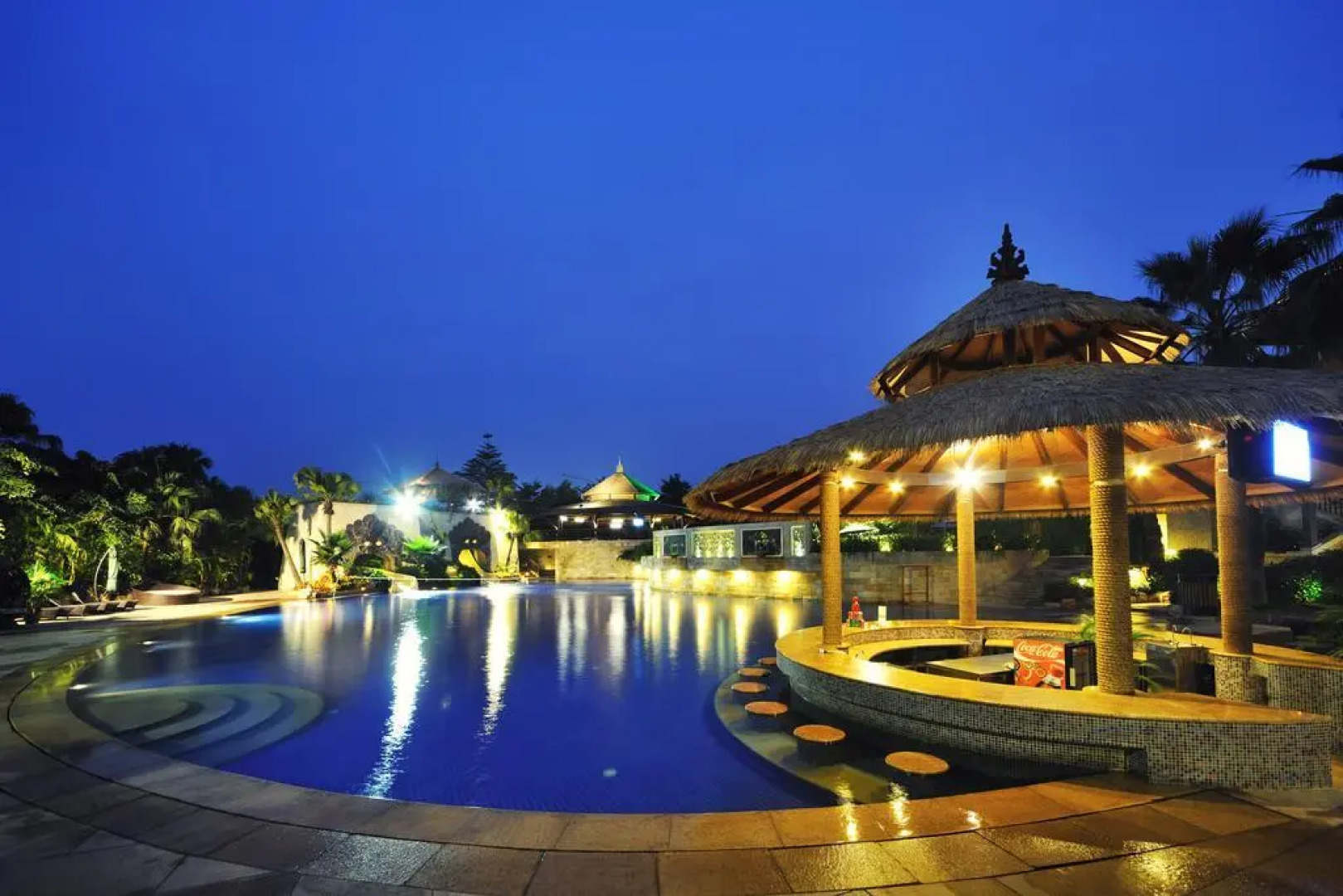 Riyuegu Hotsprings Resort