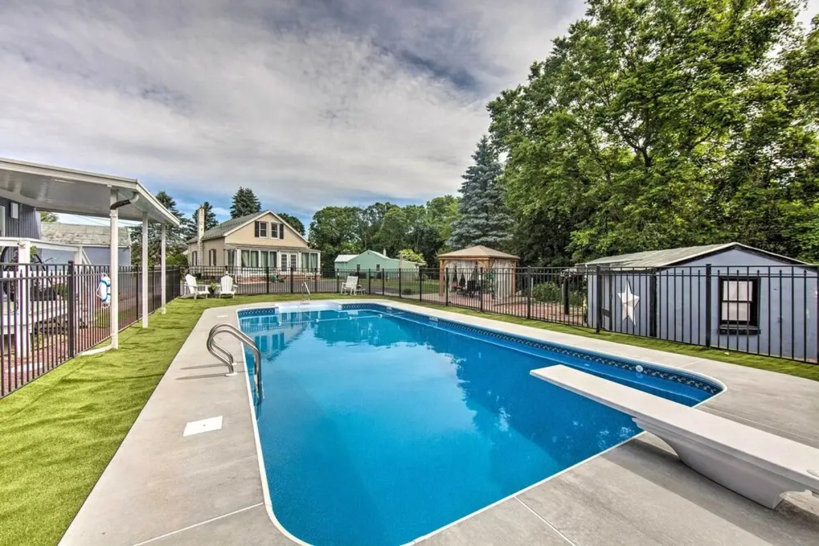 Spacious Retreat w/ Pool ~ 2 Mi to Hershey Park!