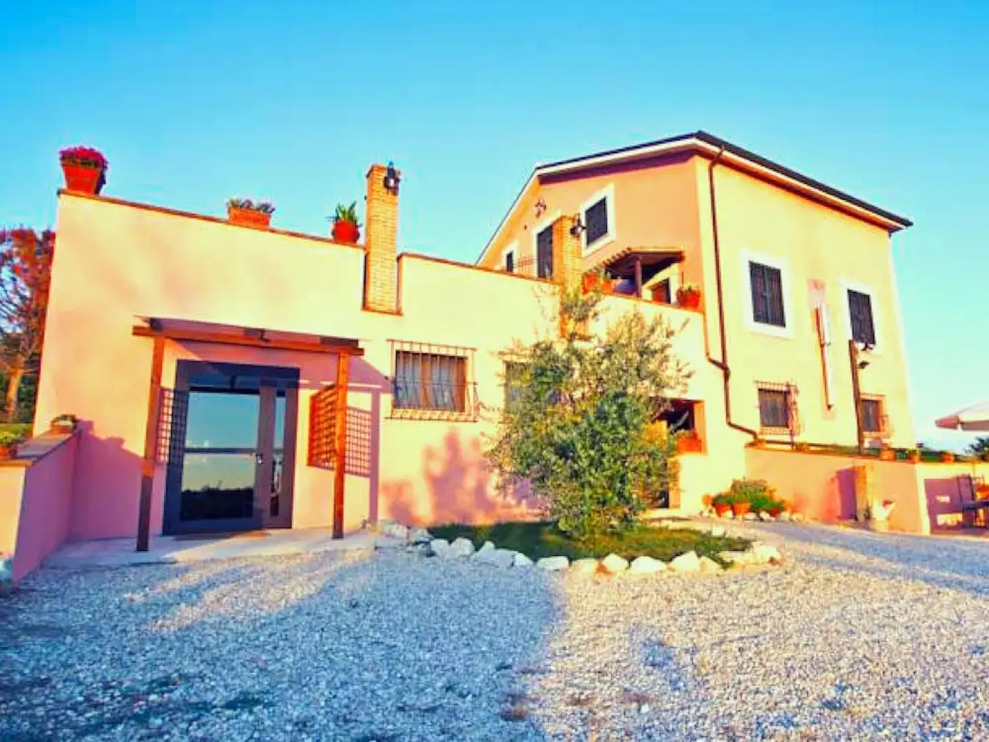 Modern Farmhouse in San Gemini With Swimming Pool