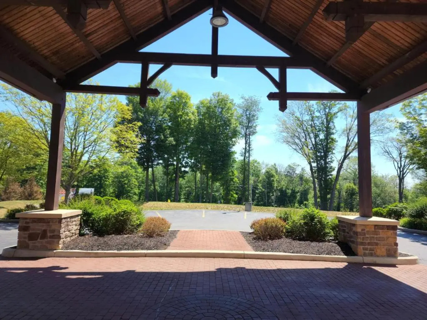 La Quinta Inn & Suites by Wyndham Lake George