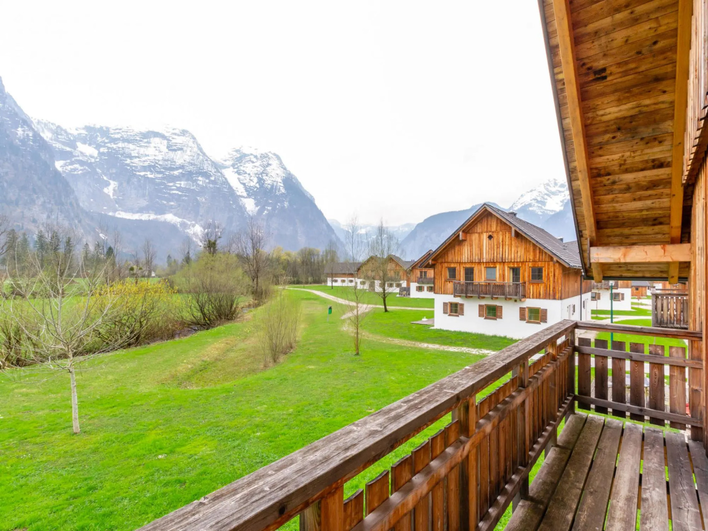 Modern Chalet in Obertraun With Terrace