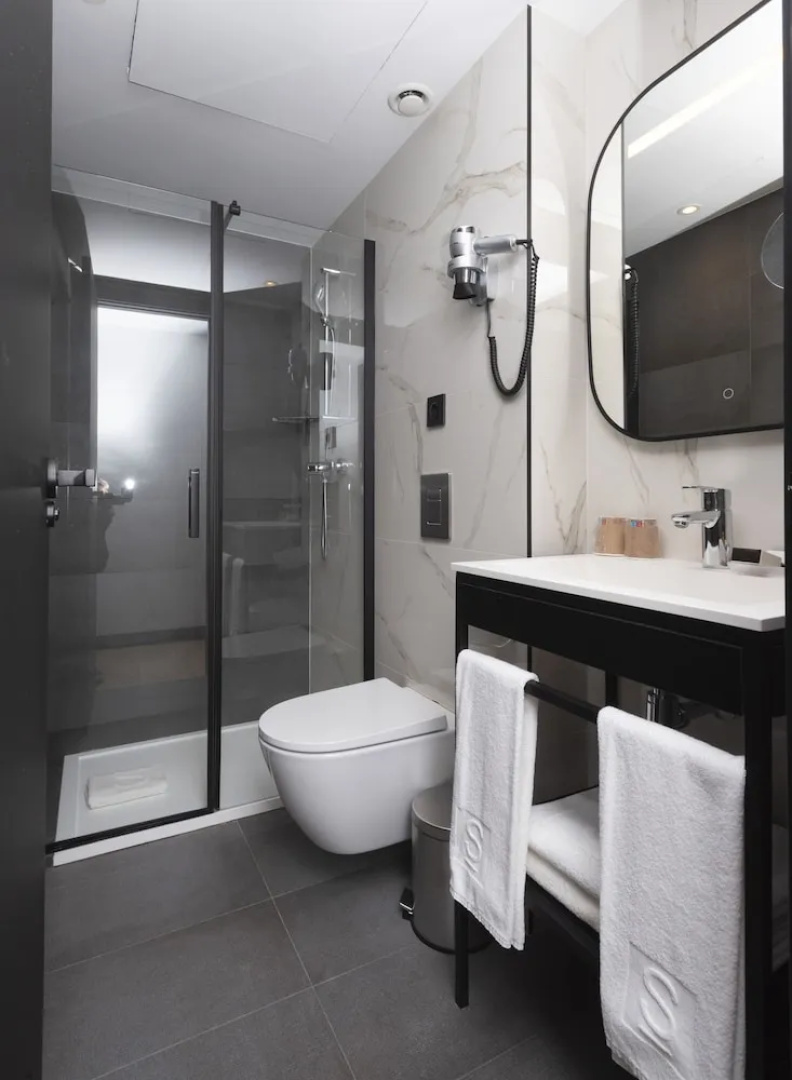 Hotel Sercotel Plana Suites
