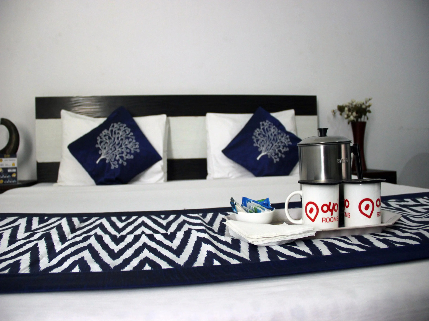 OYO 13178 Hotel SK International