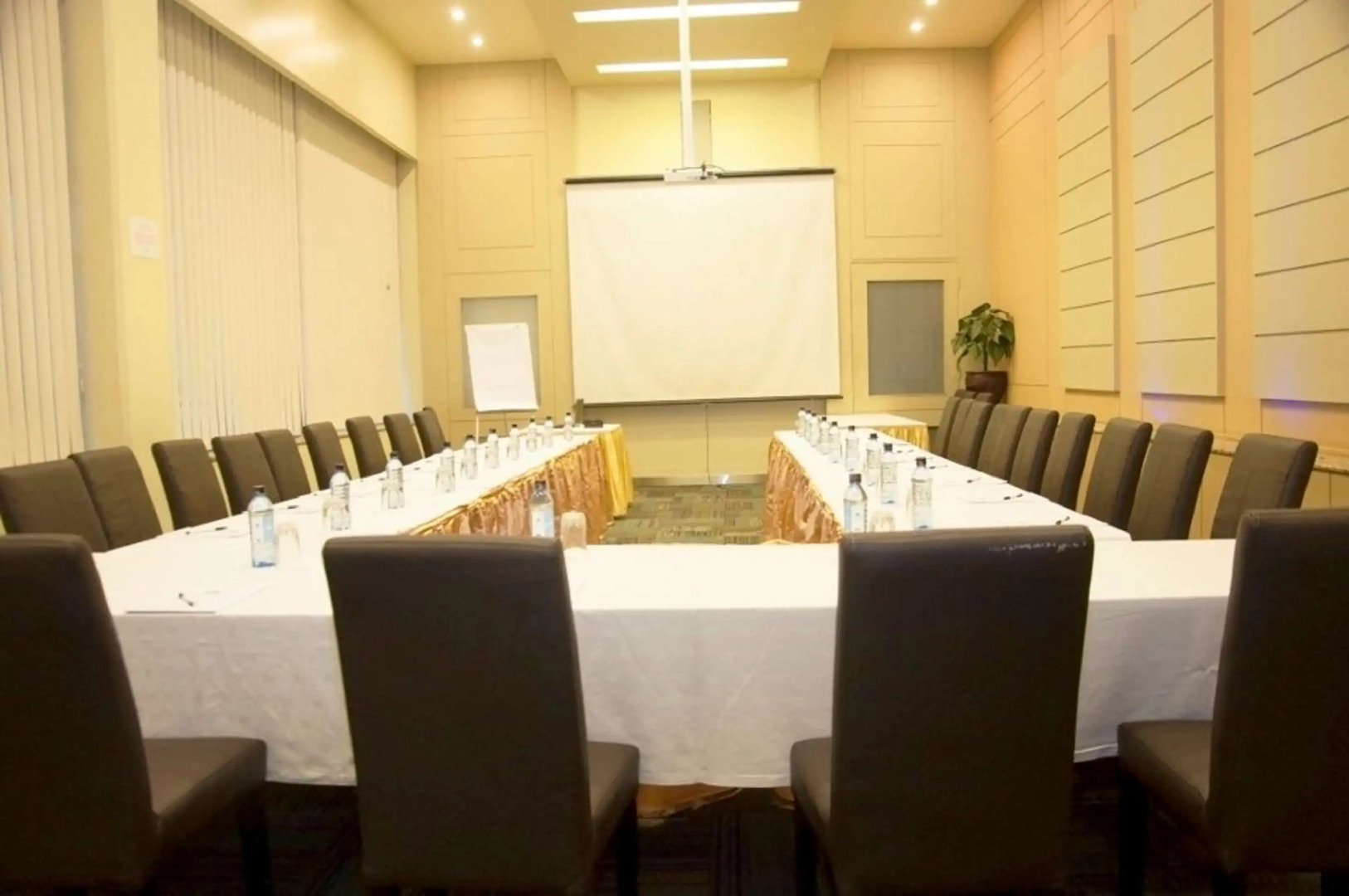 Best Western Plus Meridian Hotel