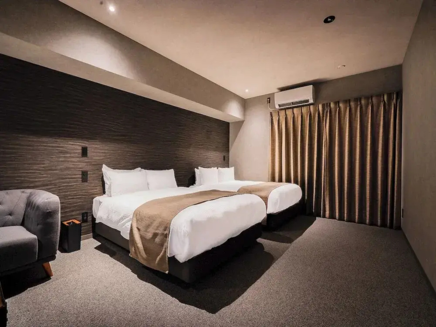 Randor Hotel Namba Osaka Suites