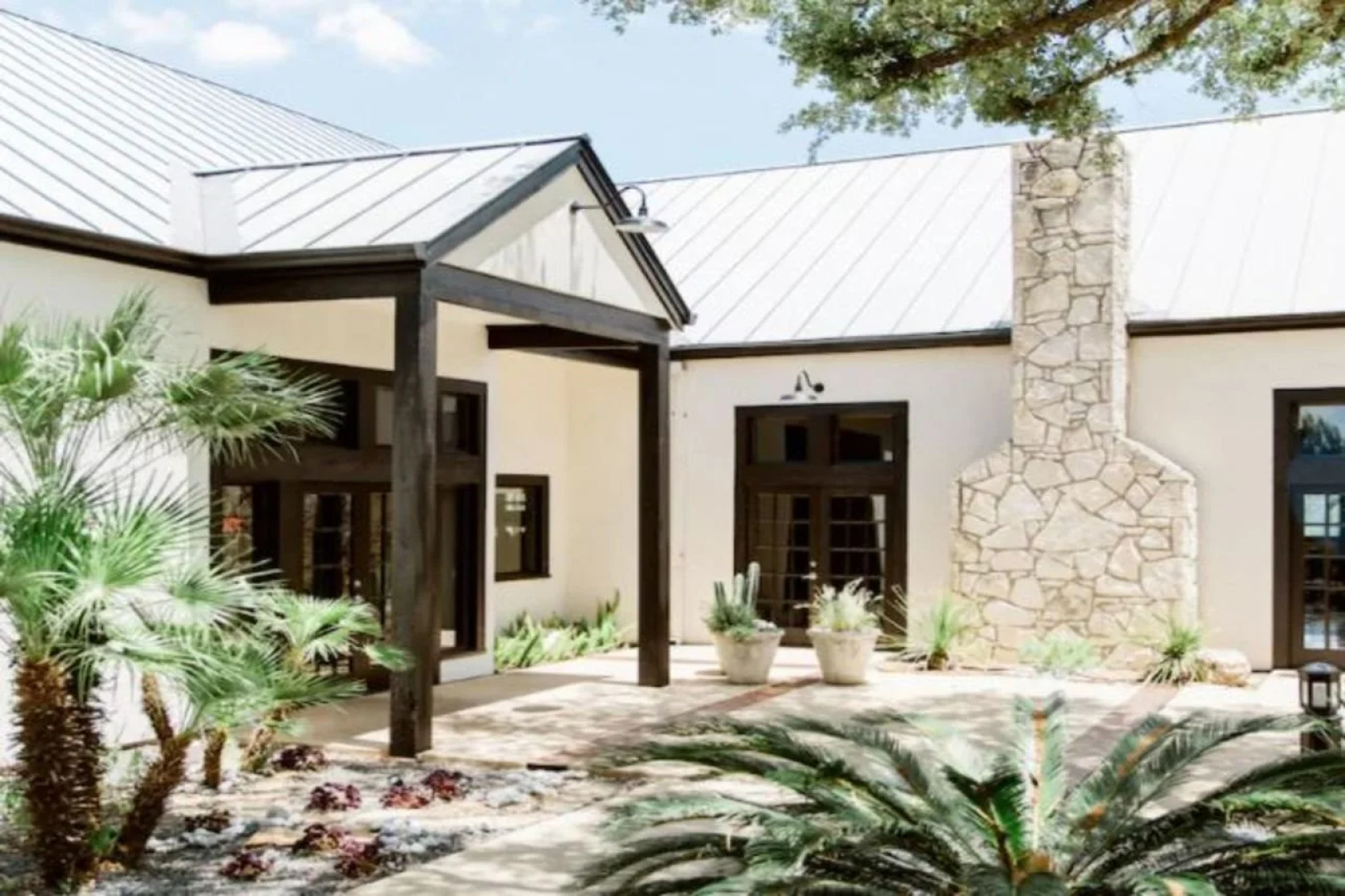 Hillside Boutique Hotel