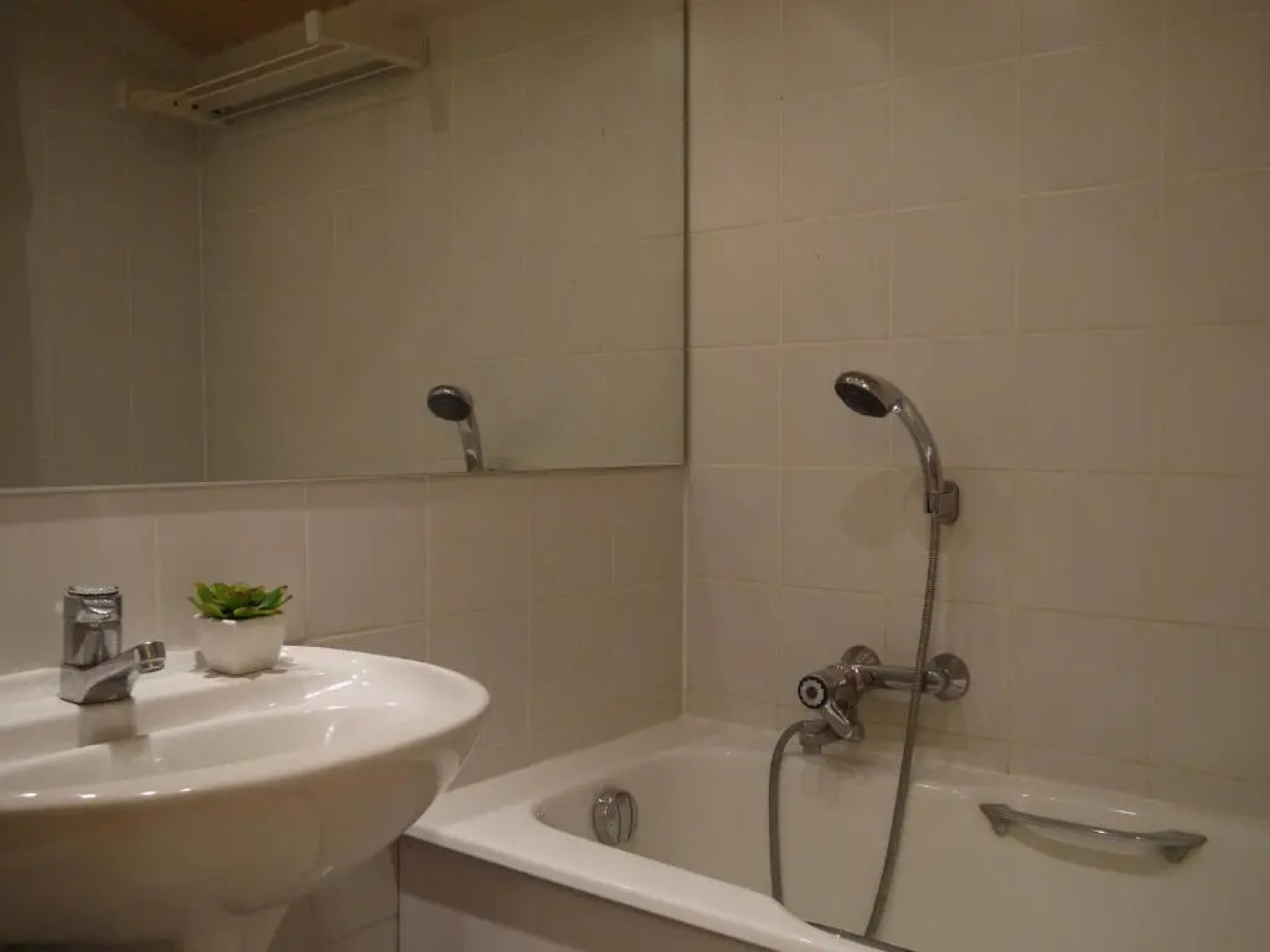 Appartement Méribel, 3 pièces, 6 personnes - FR-1-355-75