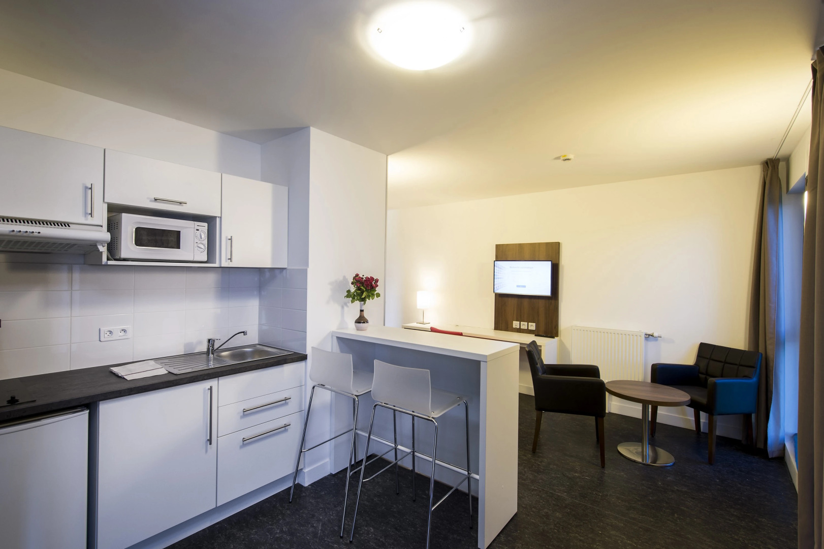 Adonis Dijon Maison Internationale