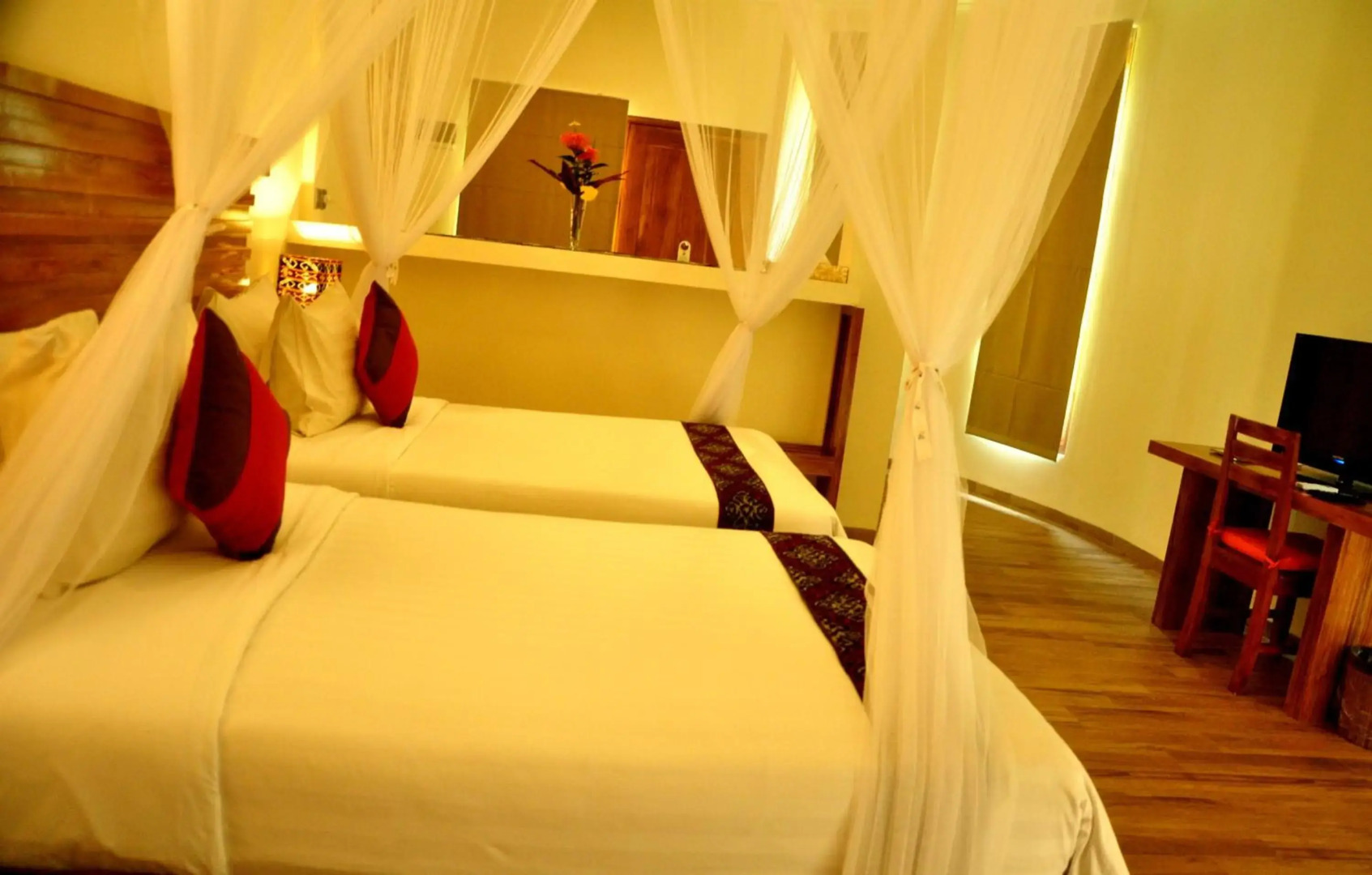 Puri Sari Beach Hotel