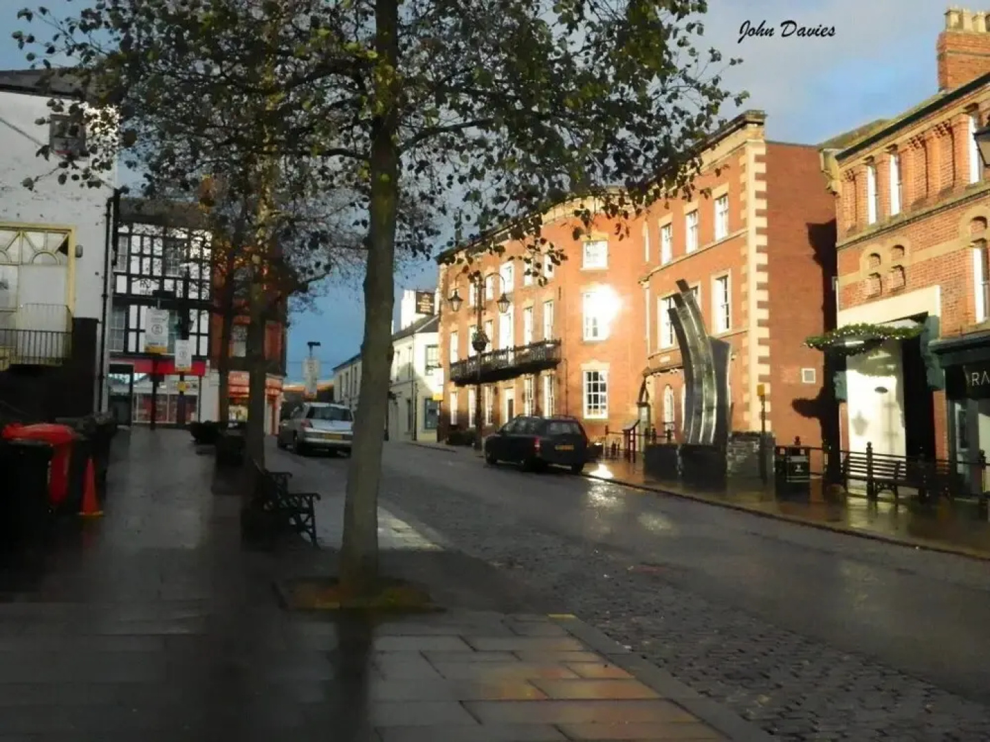 The Glyndwr - Berwyn House - Central Wrexham - Sleeps Up To 6