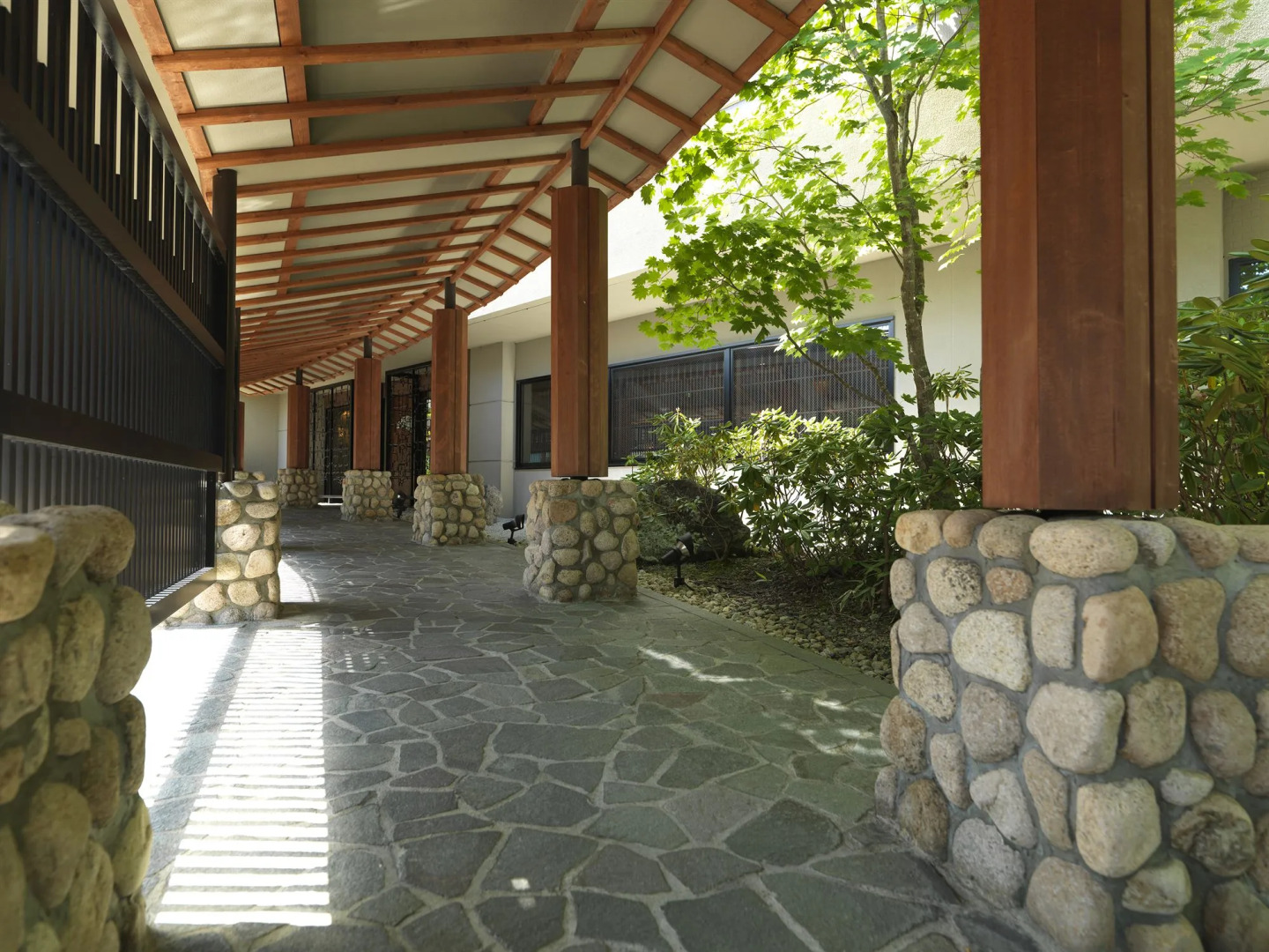 Akan Tsuruga Bessou HINANOZA