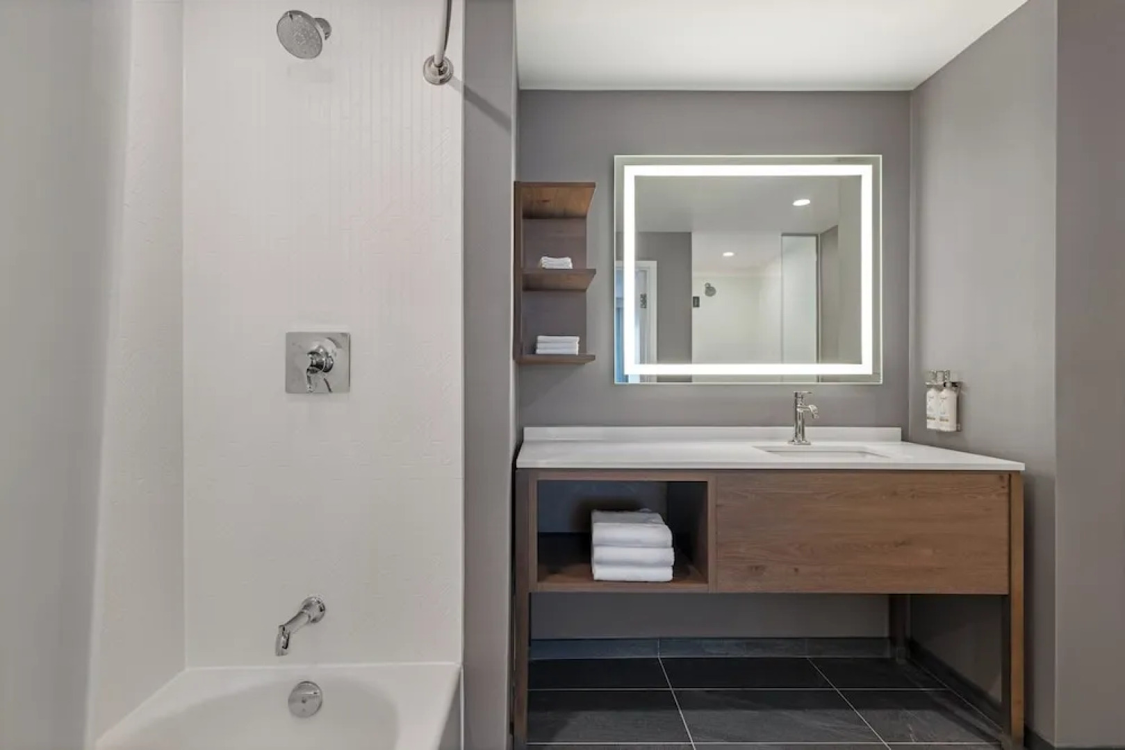 Staybridge Suites Port Elgin by IHG