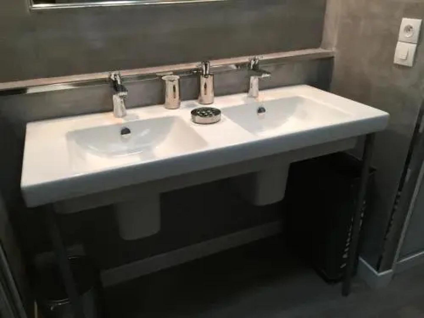 L'IDEAL 112 (85m2, 2 chambres, Parking)