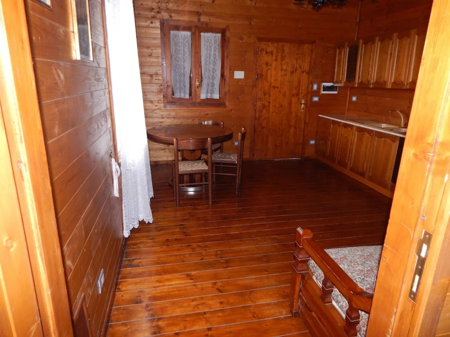 Bungalow With Garden in the Countryside of Rome