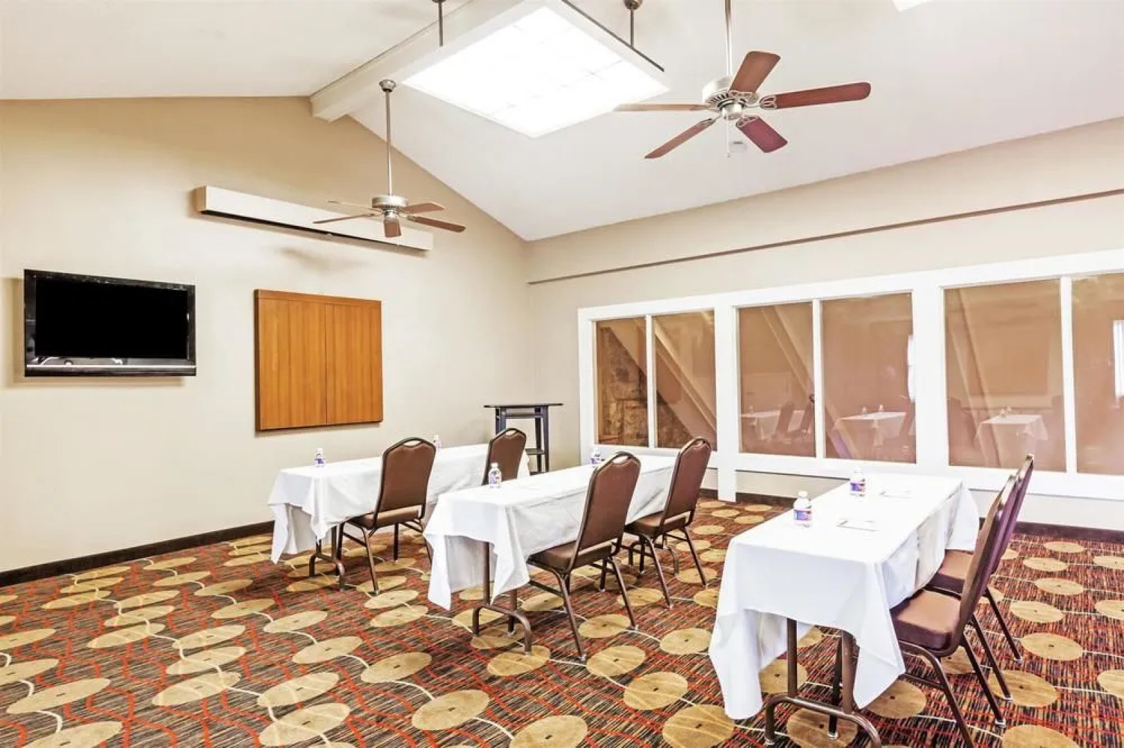 Hawthorn Suites by Wyndham Tyler