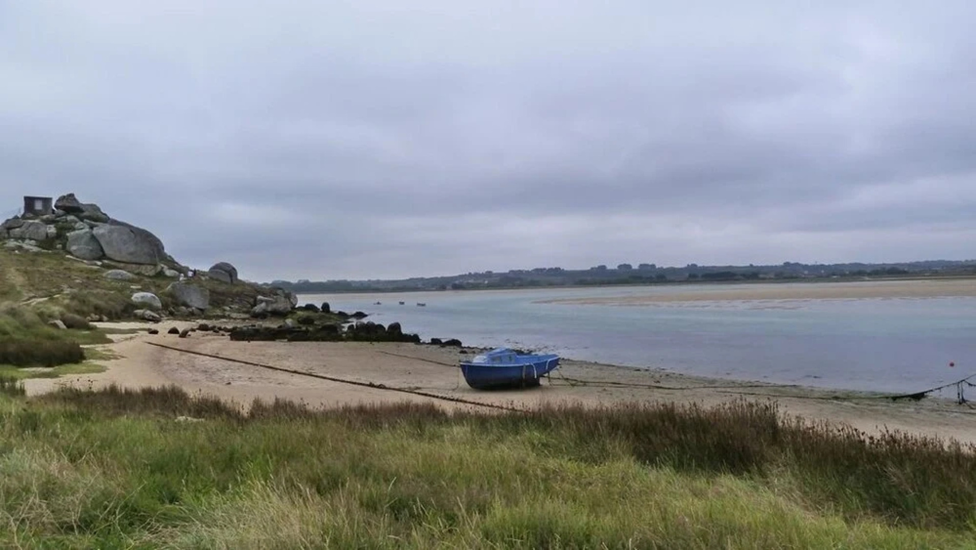 House With 3 Bedrooms in Plounévez-lochrist, With Furnished Garden and