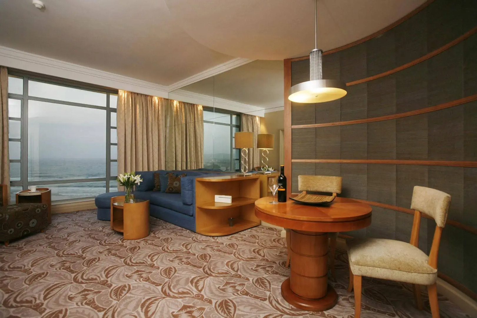 Suncoast Hotel & Towers