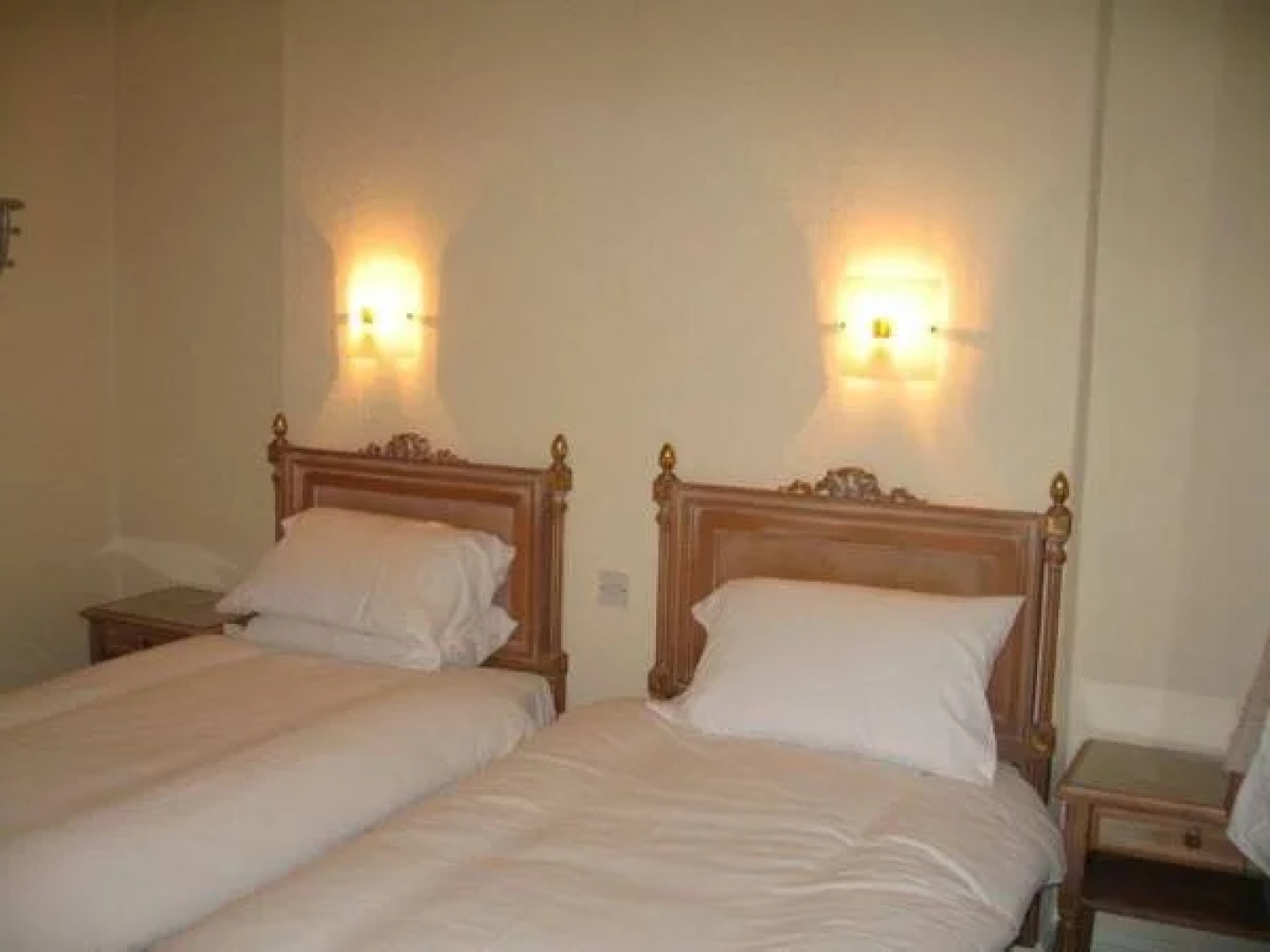 The Barrington Hotel