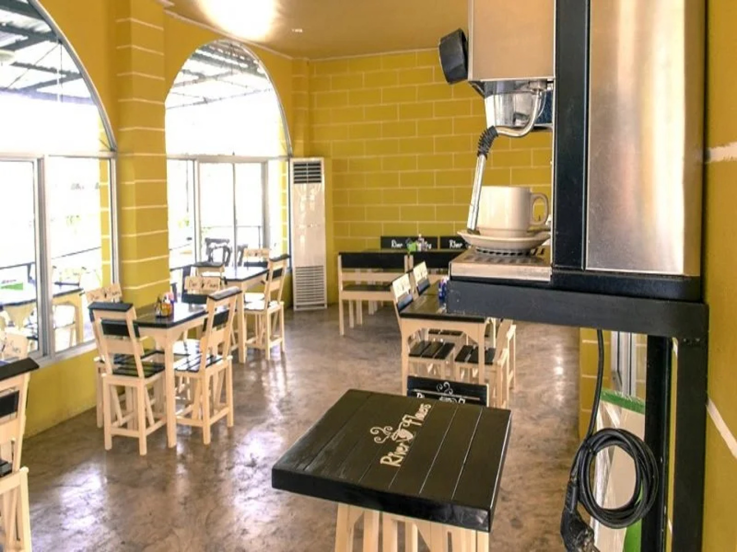 River & Flowers Resort