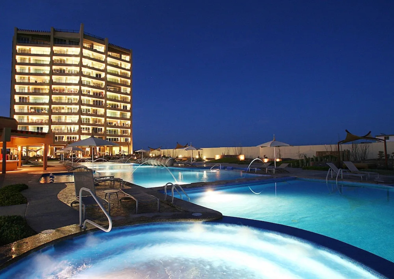 Encanto Living 0202 1BR by Kivoya