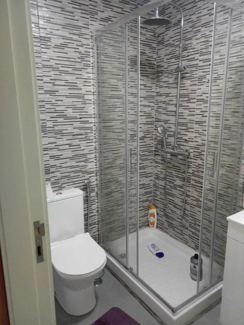 D And N House Hostel