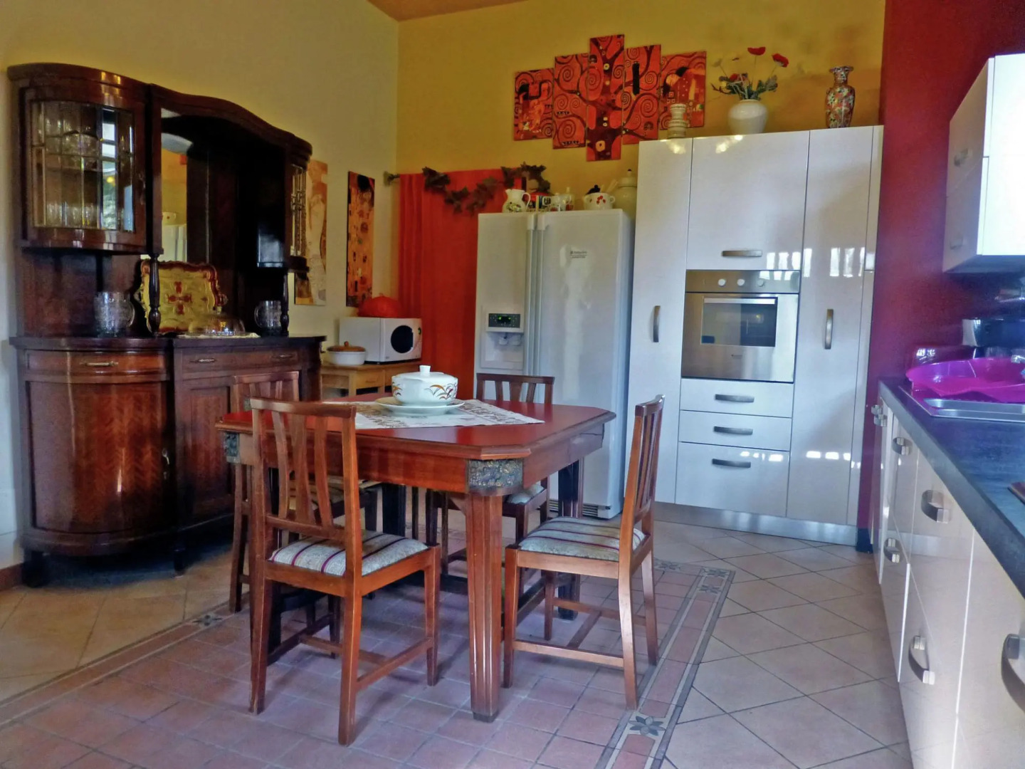 Exclusive Villa in the Countryside of Pistoia with Private Pool & Hot Tub
