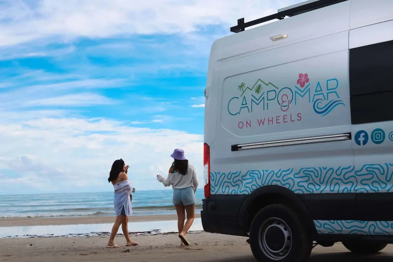 CampoMar Van Island Adventure on Wheels