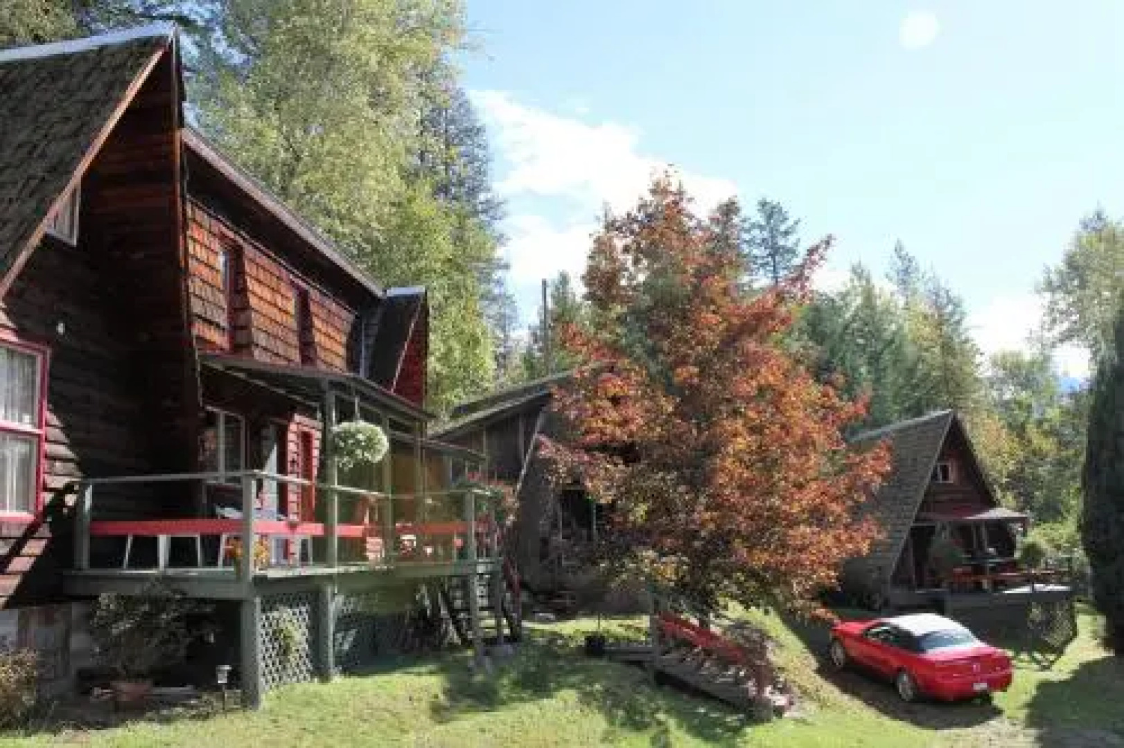 Sunny Bluffs Chalets