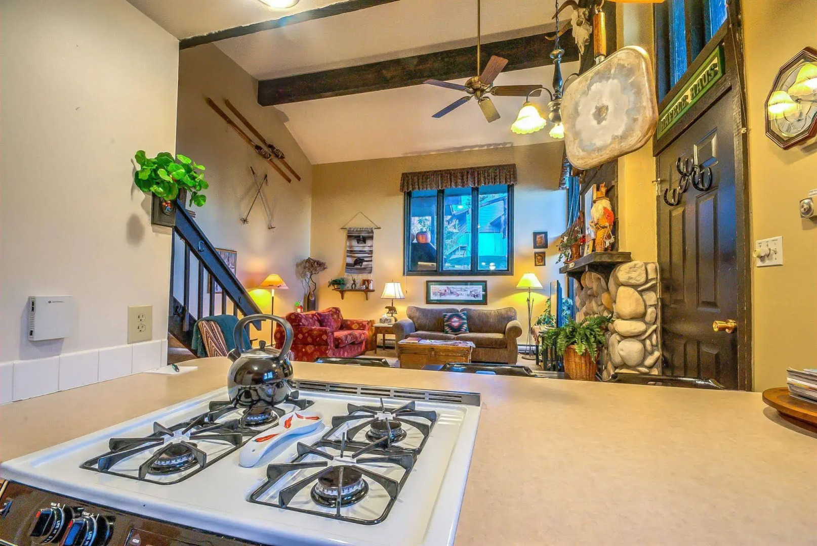 Hillsider by Retreatia