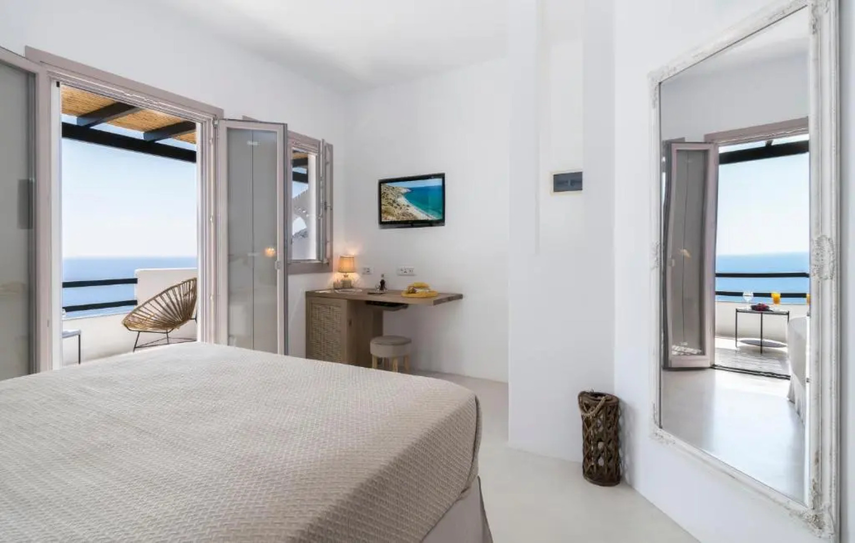 Psaravolada Hotel Milos