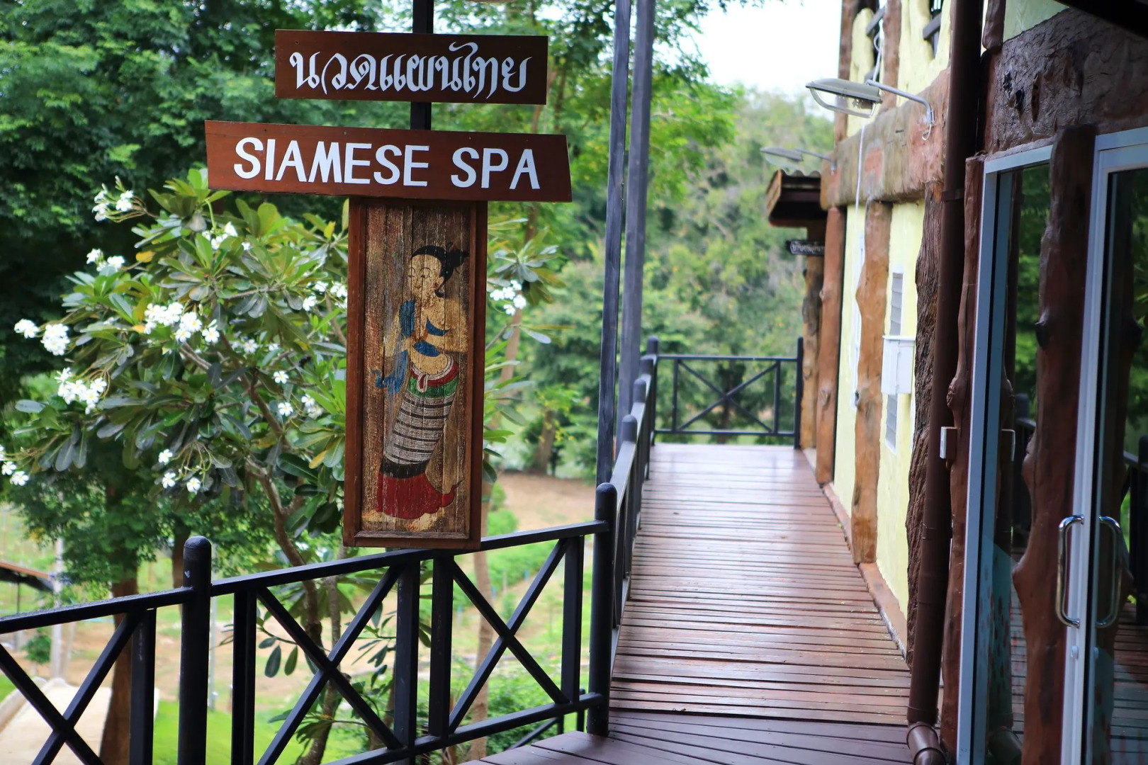 Yoko River Kwai Resort